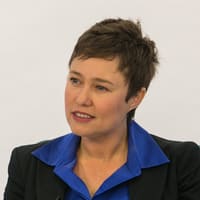Dr Nicolette Bartlett